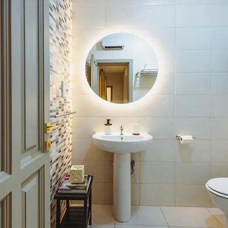 Savoy Signature شقة